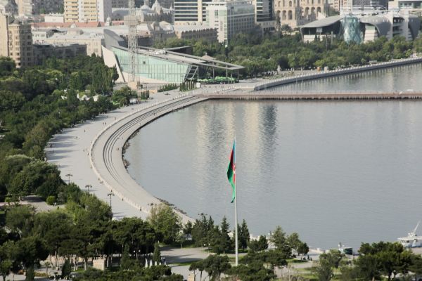 institusional-investorlar-bakida-gorusecek-ekskluziv